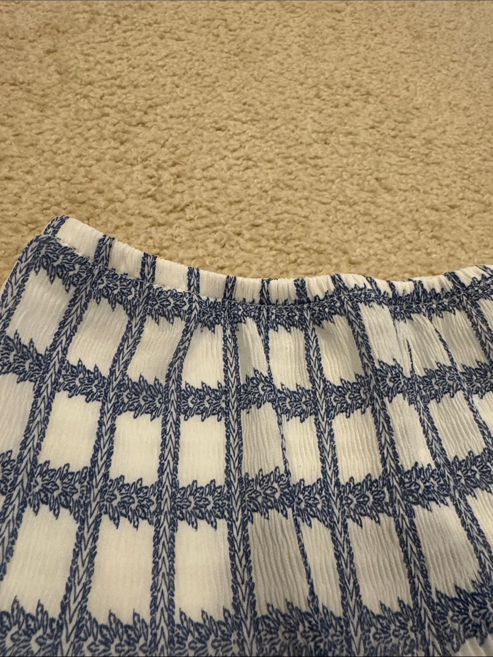 *Blue and White Patterned Womens Skirt - Picture 2 of 4